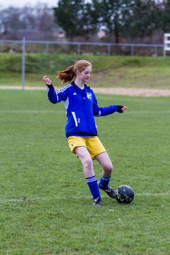 Bild 42 - B-Juniorinnen TSV Gnutz o.W. - SV Henstedt Ulzburg II : Ergebnis: ca. 5:0